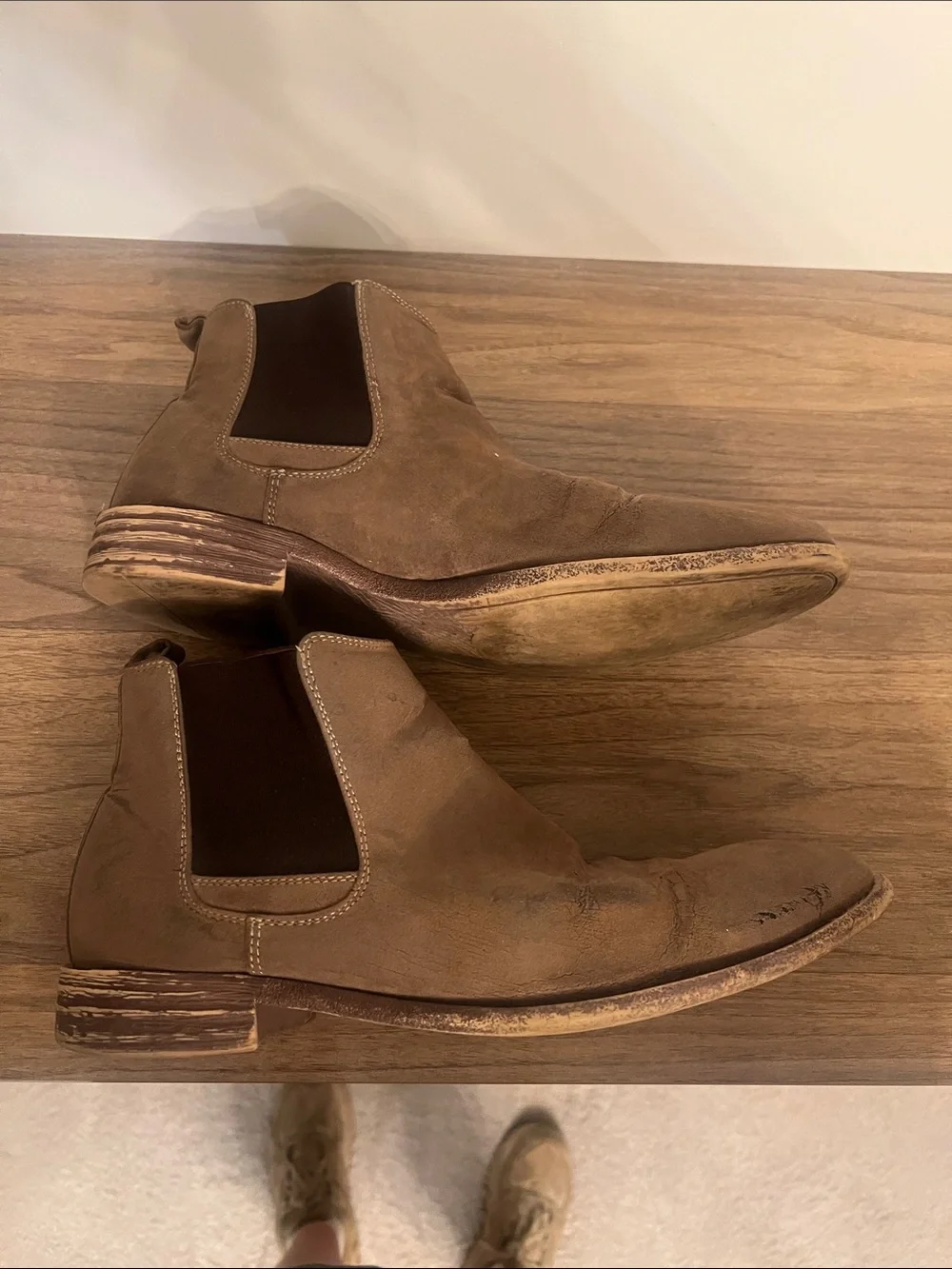 Robert Wayne Tan/Brown Suede Chelsea Chukka Boots